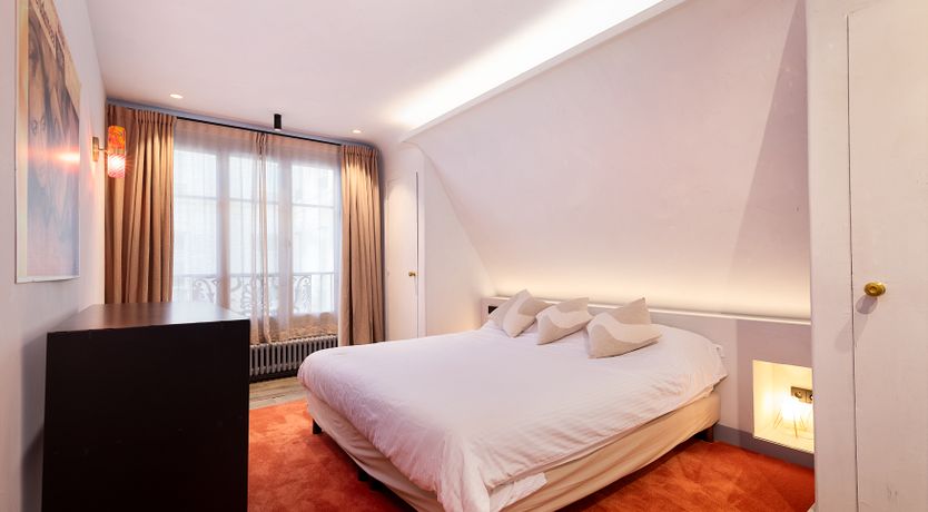 Photo of The Elegant Place