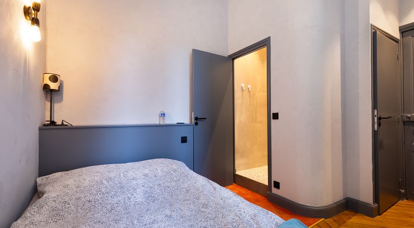 Photo of The Elegant Place