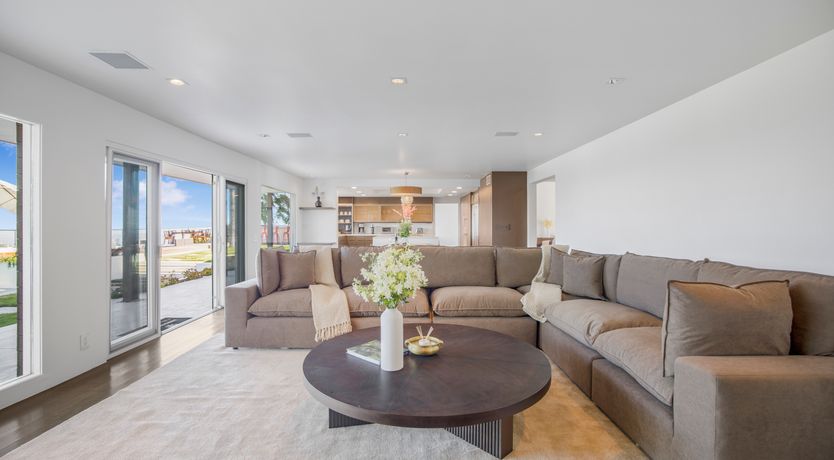 Photo of Canyon Horizon