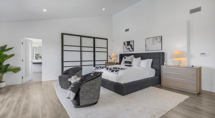 Photo of Canyon Horizon