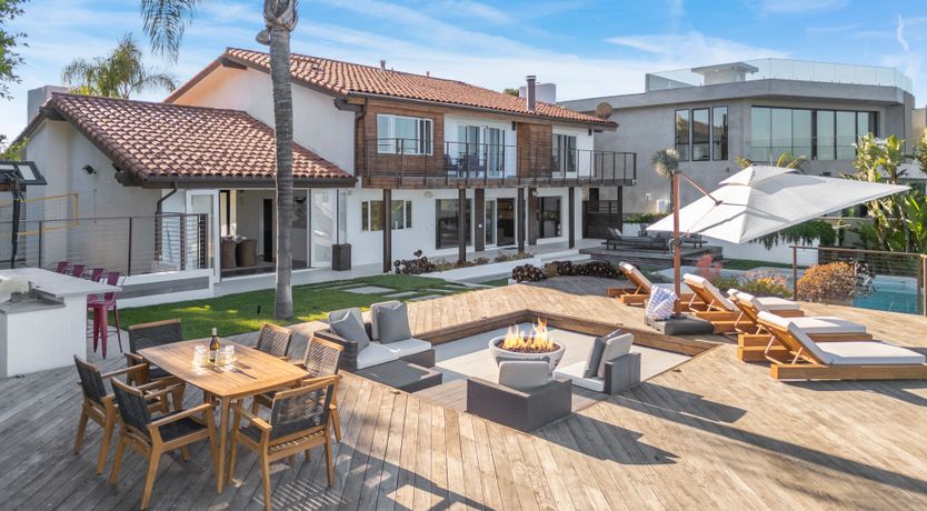 Photo of Canyon Horizon