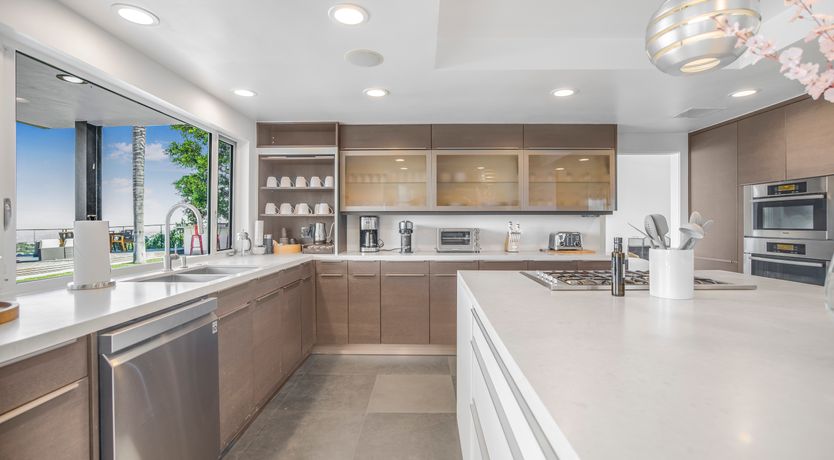 Photo of Canyon Horizon