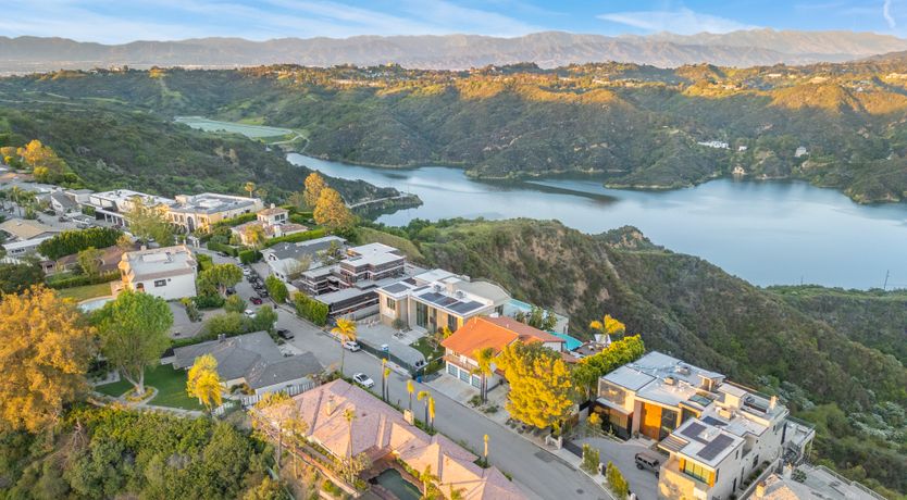 Photo of Canyon Horizon