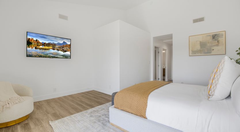 Photo of Canyon Horizon