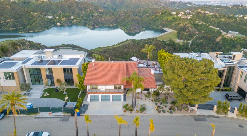 Photo of Canyon Horizon