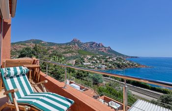 French Riviera View Holiday Home