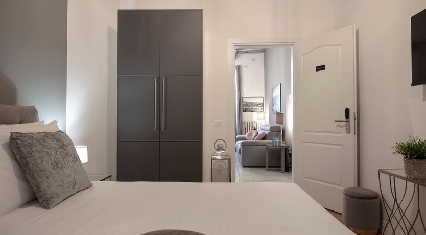 Photo of Ponte Grazie Breeze