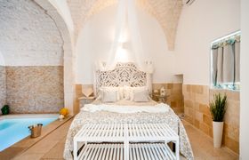 Photo of an-ostuni-gem