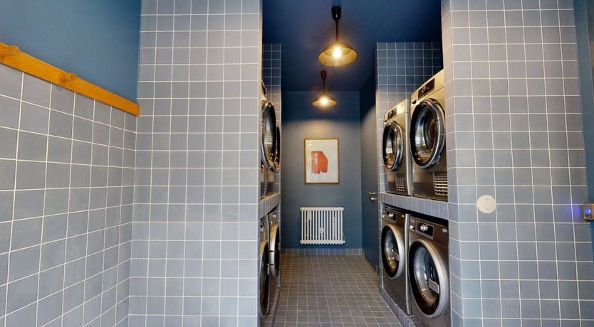 Photo of Elegant Corner