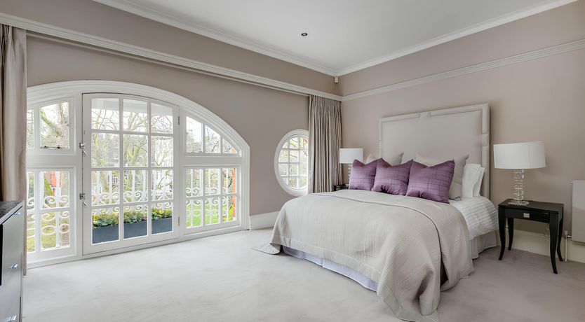 Photo of Exquisite Elegance