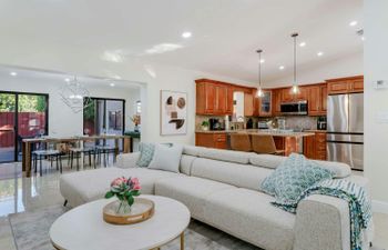 Kendall Charm Holiday Home