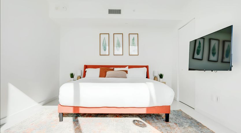 Photo of Edge of the Sky