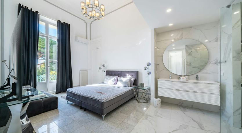 Photo of The Alexandre