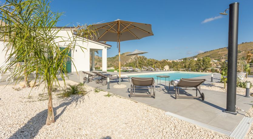 Photo of Sicilian Aura