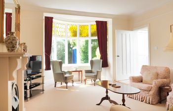 Broadstairs Base Holiday Home