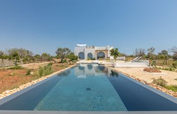 Barefoot Splendour Holiday Home