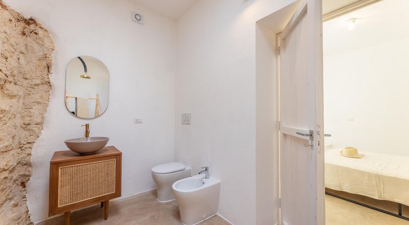 Photo of Barefoot Splendour