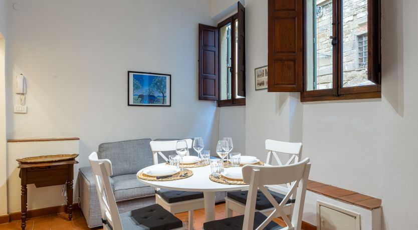 Photo of The Florentine Rose