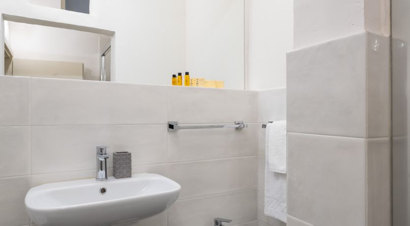 Photo of The Florentine Rose