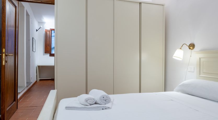 Photo of The Florentine Rose