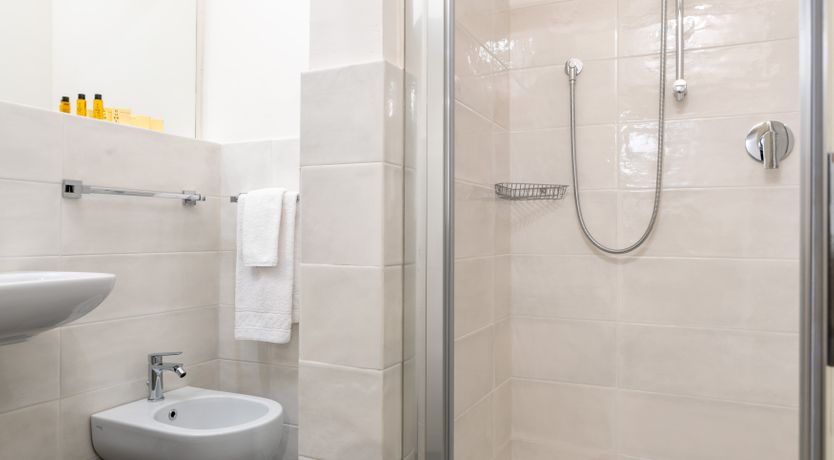 Photo of The Florentine Rose