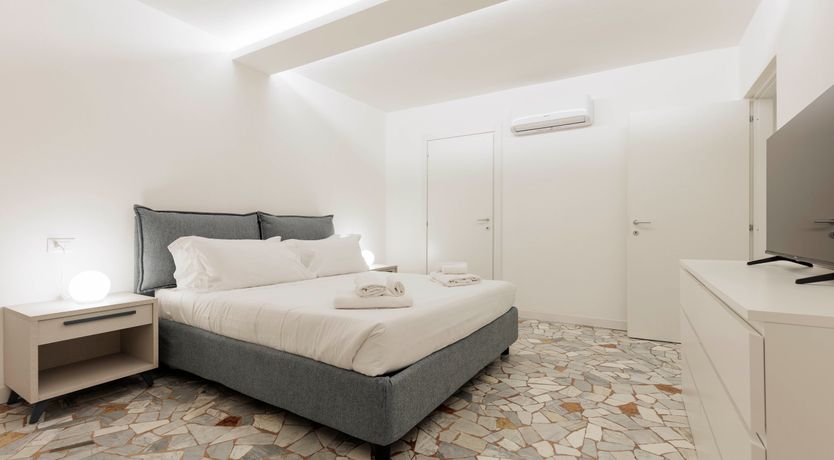 Photo of Florence by the Bridge