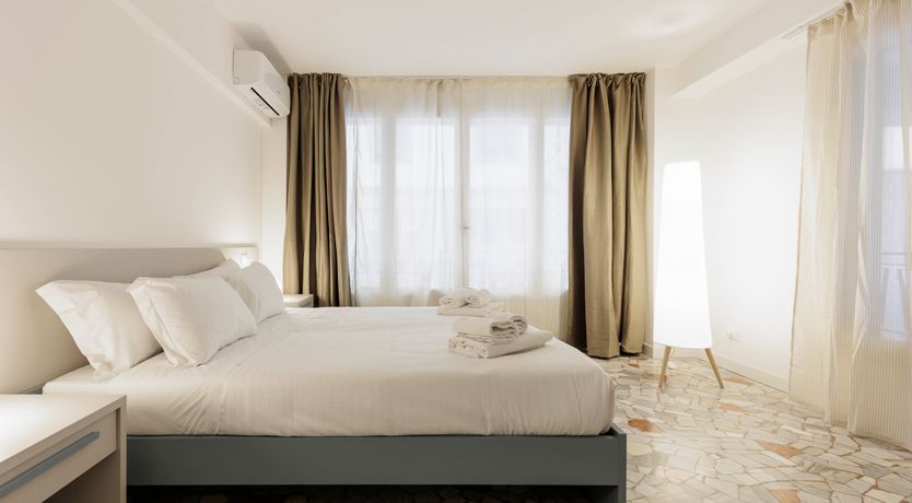 Photo of Florence by the Bridge