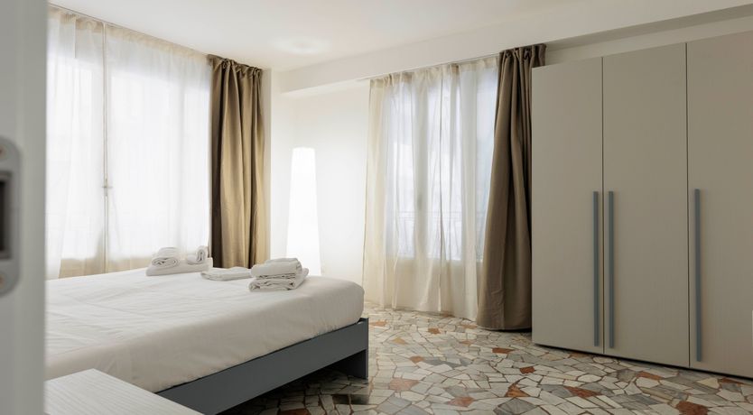 Photo of Florence by the Bridge