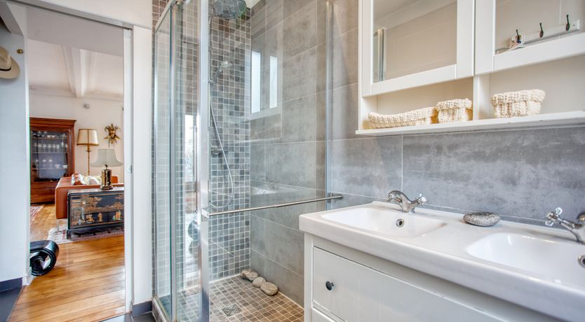 Photo of Charm of Glacière