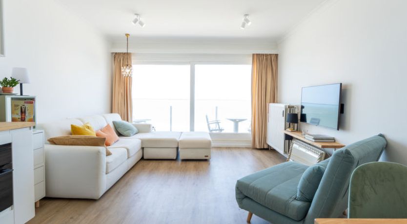 Photo of Westcliff I with seaview