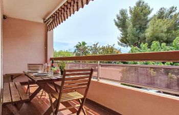 Le Clin Foc Holiday Home
