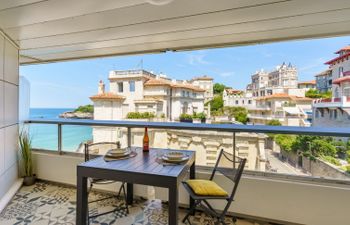 Sofitel/Miramar Apartment 2 Holiday Home