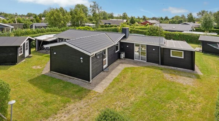 Photo of "Edel" - 650m from the sea