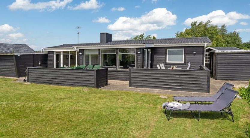 Photo of "Edel" - 650m from the sea