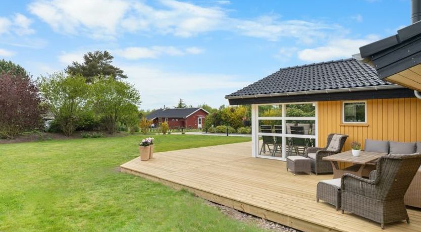 Photo of "Frederikke" - 875m from the sea