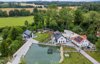 Luxury Retreat Resort Holiday Home