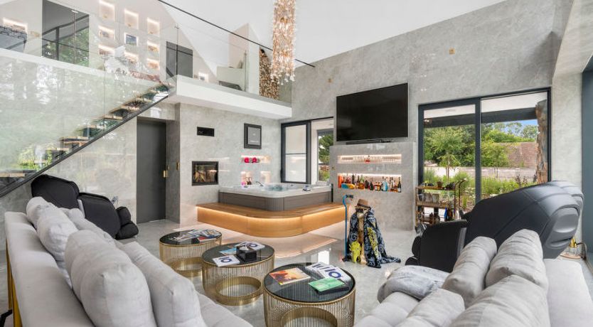 Photo of Luxury Retreat Resort