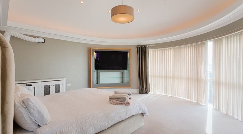 Photo of Mansion by the Connemara coast