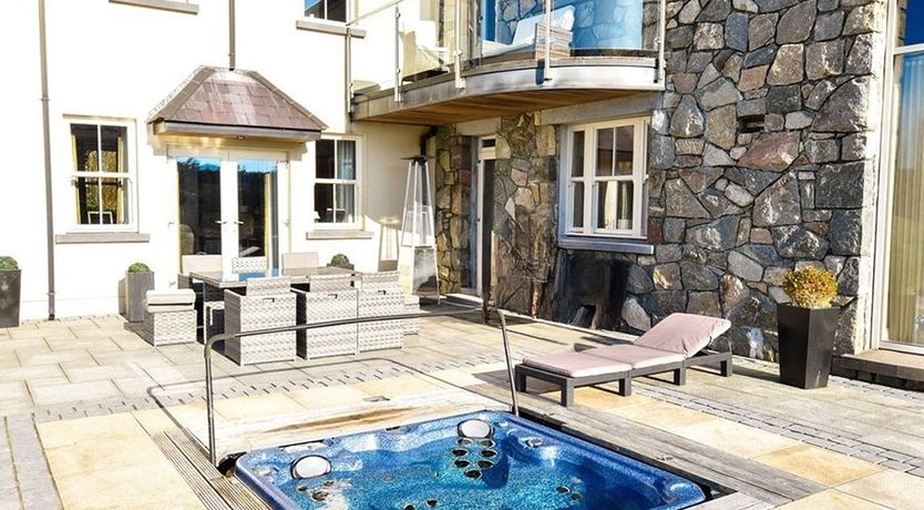 Photo of Mansion by the Connemara coast