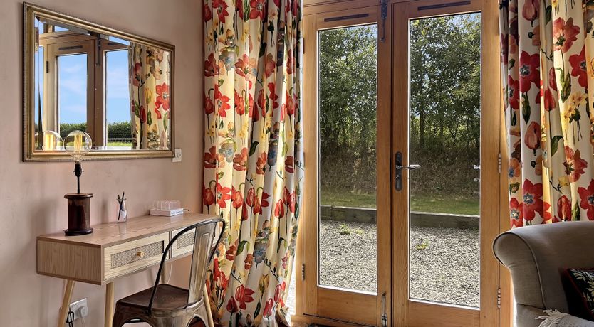 Photo of Widehay Barn, Mariansleigh