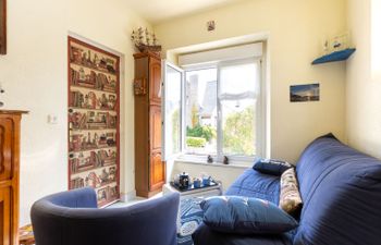 Theophile Holiday Home