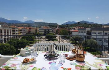 Camalù Holiday Home