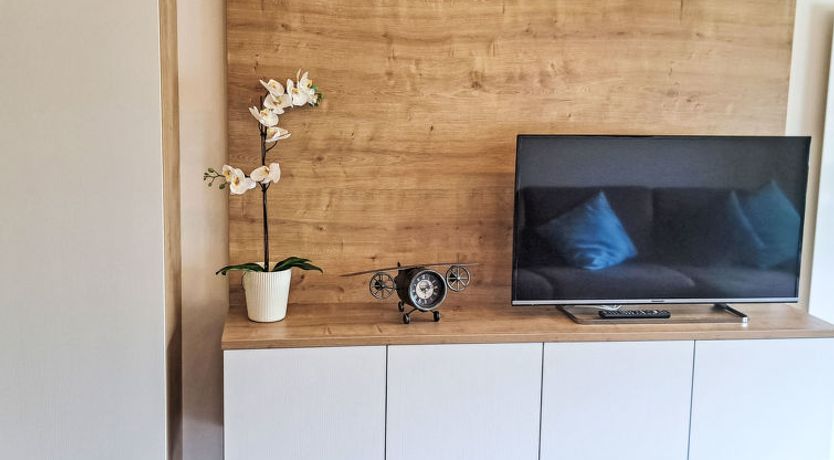 Photo of Top 18 Apartment 2