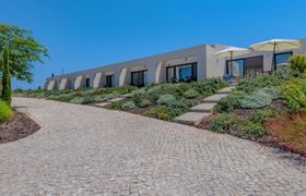 Photo of suites-sunny-hill