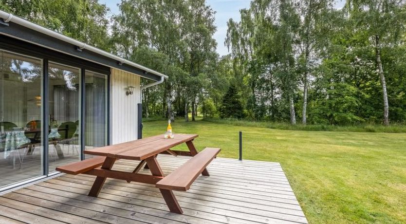 Photo of "Annetta" - 800m from the sea