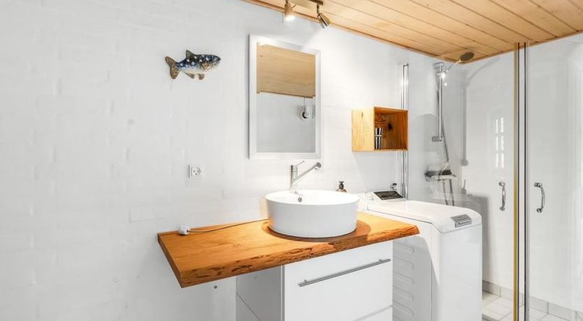 Photo of "Ronja" - 1.3km from the sea