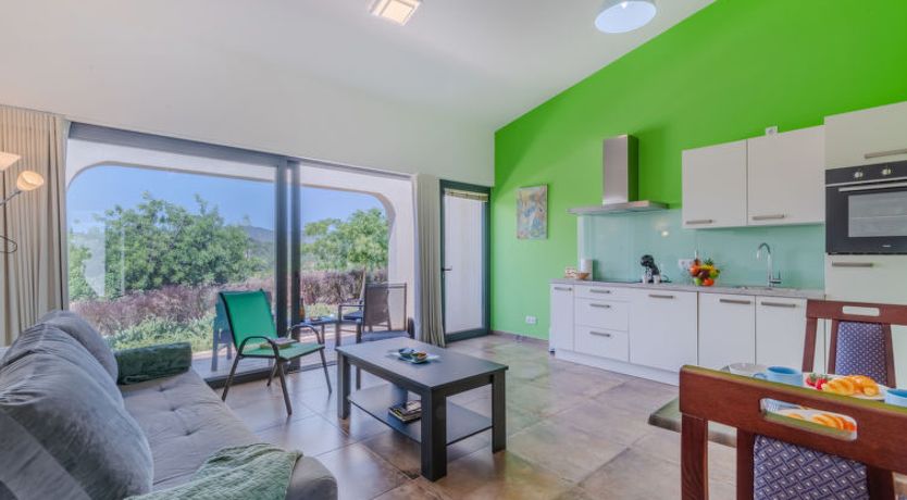 Photo of Suites Sunny Hill Apartment 4