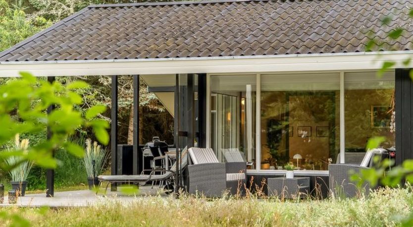 Photo of "Elba" - 2.5km from the sea