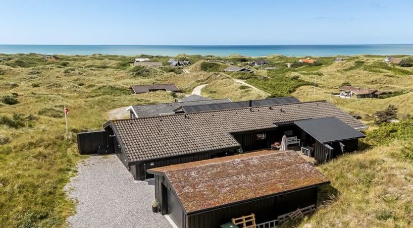 Photo of "Jannus" - 600m from the sea