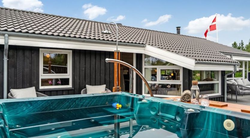 Photo of "Eeske" - 2.5km from the sea